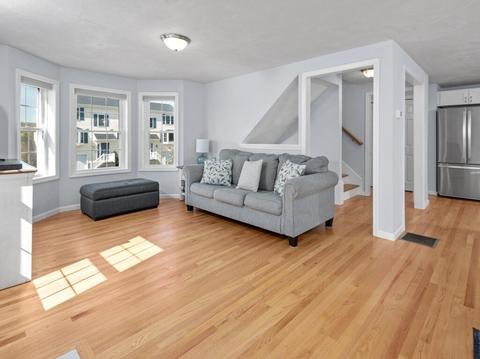 33 Bittersweet Blvd, Worcester, MA 01607 photo 5