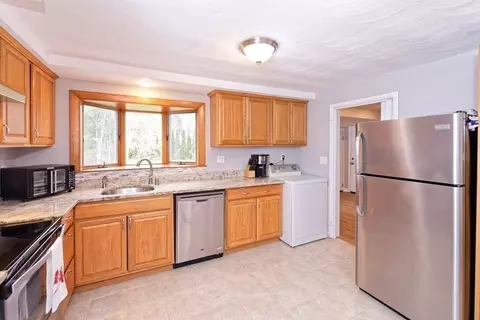 54 Gregory Rd, Framingham, MA 01701 photo 20