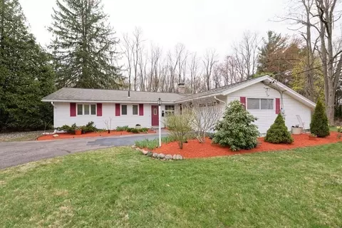 54 Gregory Rd, Framingham, MA 01701 photo 5