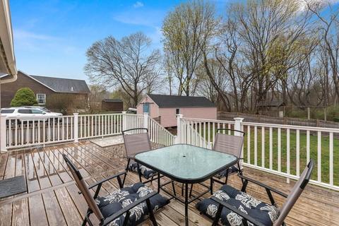 84 Wheeler St, Gloucester, MA 01930 photo 5