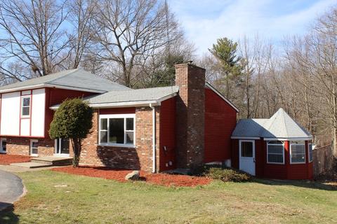 12 Eagle Dr, Dudley, MA 01571 photo 2