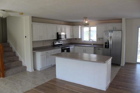 12 Eagle Dr, Dudley, MA 01571 photo 5