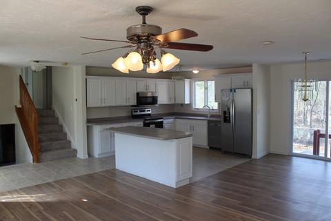 12 Eagle Dr, Dudley, MA 01571 photo 4