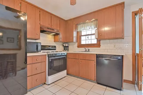 194 Bonham Rd, Dedham, MA 02026 photo 13