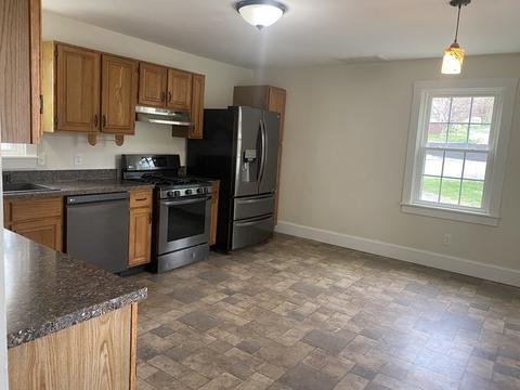 6 Lamb St, Brookfield, MA 01506 photo 8