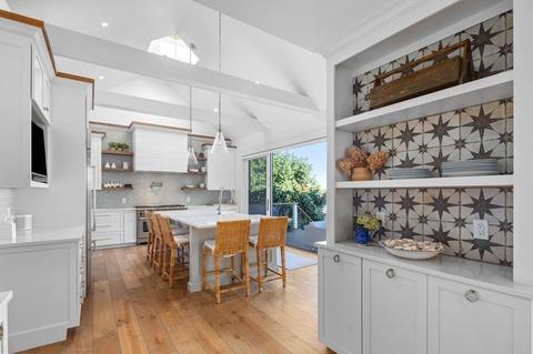 24 Marion St, Hingham, MA 02043 photo 8