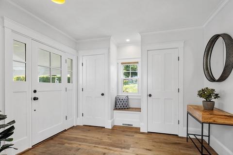24 Marion St, Hingham, MA 02043 photo 6