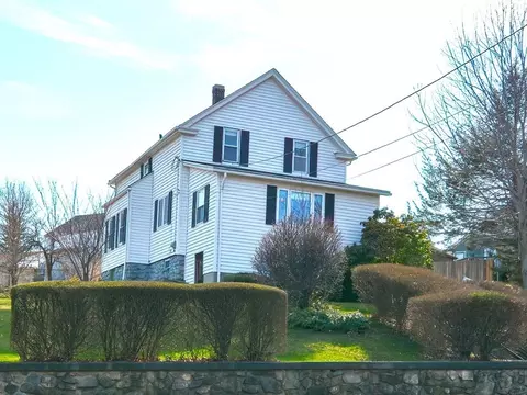 34 E Mountain St, Worcester, MA 01606 photo 1