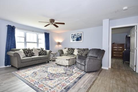5 Marilyn Rd, Bourne, MA 02532 photo 4