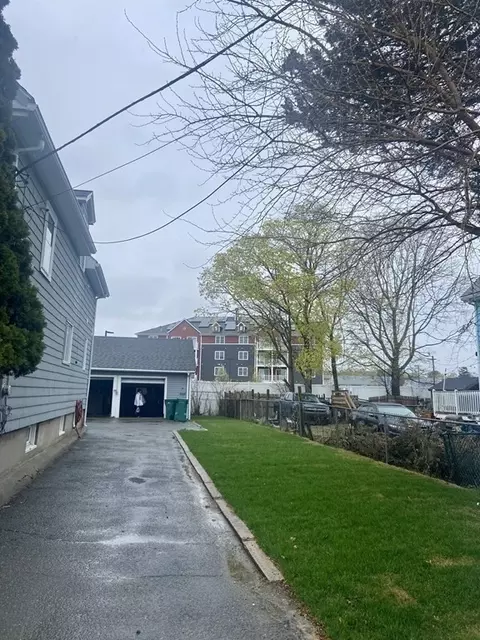 81 River St, Lynn, MA 01905