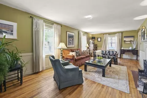 40 Hapgood Rd, Worcester, MA 01605 photo 4