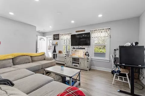 68 Emerald St, Gardner, MA 01440 photo 16
