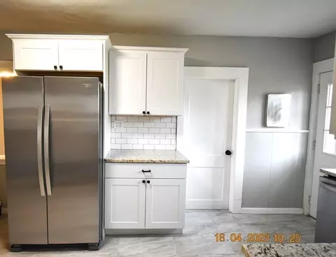 84 Wilton St, Springfield, MA 01109 photo 8