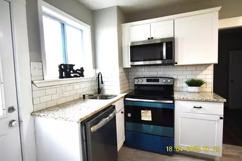 84 Wilton St, Springfield, MA 01109 photo 7