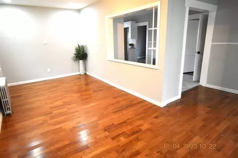 84 Wilton St, Springfield, MA 01109 photo 3