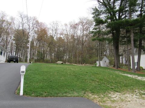 24 Taft Ave, Mendon, MA 01756 photo 1