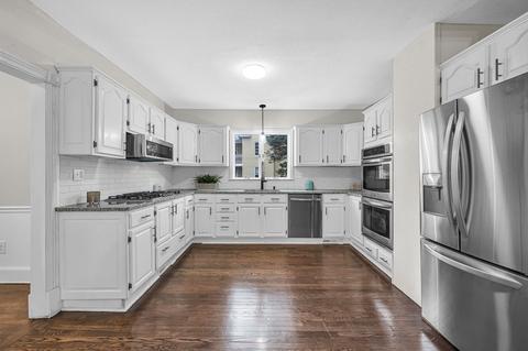 70 Pine St, Chicopee, MA 01013 photo 10