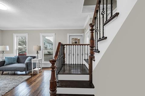70 Pine St, Chicopee, MA 01013 photo 6