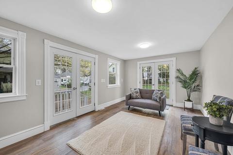 70 Pine St, Chicopee, MA 01013 photo 16