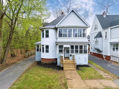 42 Parkwood St, Springfield, MA 01108 photo 1