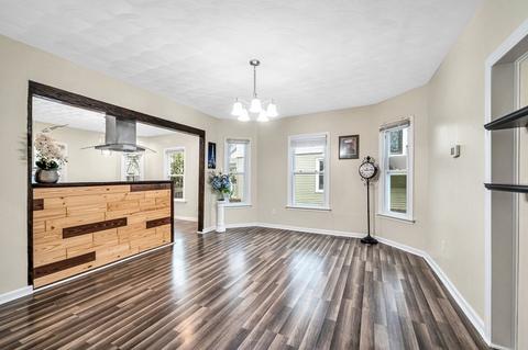 75 Montrose St, Springfield, MA 01109 photo 5