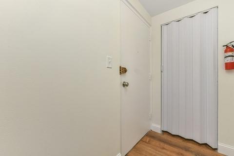 10 Juniper St # 34, Brookline, MA 02445 photo 21