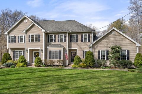 53 Forest Dr, Holden, MA 01520 photo 2