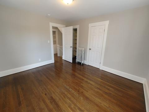 154 Phoenix Ter, Springfield, MA 01104 photo 17