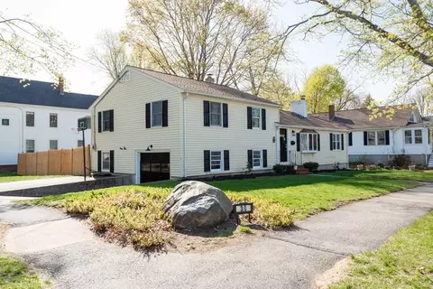 30 Fellows St, Danvers, MA 01923 photo 2