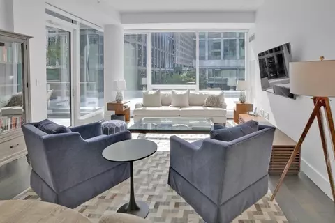 22 Liberty Dr #2G, Boston, MA 02210