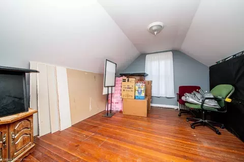 276 Beattie St, Fall River, MA 02723 photo 22