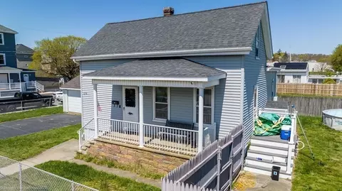 276 Beattie St, Fall River, MA 02723 photo 3
