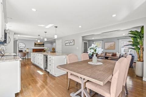 95 Renwick Rd, Wakefield, MA 01880 photo 9