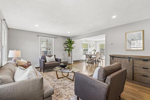 95 Renwick Rd, Wakefield, MA 01880 photo 6