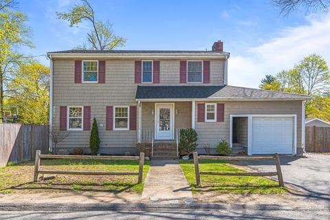 95 Renwick Rd, Wakefield, MA 01880 photo 1