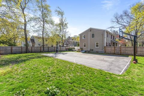 95 Renwick Rd, Wakefield, MA 01880 photo 4