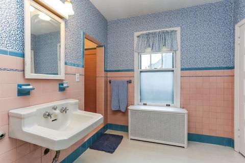98 Bellevue Ave, Springfield, MA 01108 photo 20