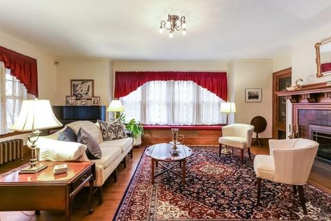 98 Bellevue Ave, Springfield, MA 01108 photo 6