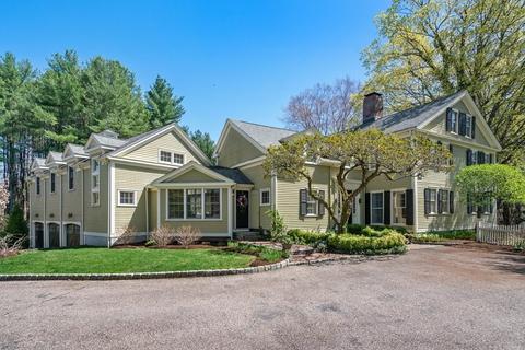 113 S Main St, Sherborn, MA 01770