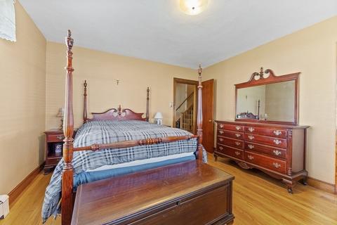 57 Primrose St, Springfield, MA 01151 photo 22