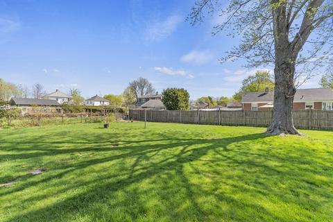 57 Primrose St, Springfield, MA 01151 photo 8