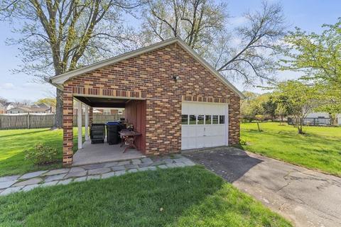 57 Primrose St, Springfield, MA 01151 photo 4