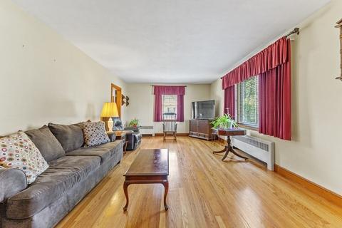 57 Primrose St, Springfield, MA 01151 photo 12
