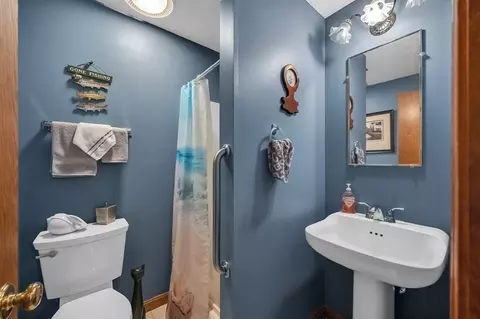 60 Campbell Dr, Easthampton, MA 01027 photo 24