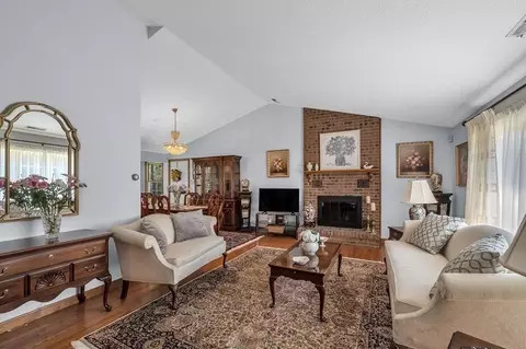 60 Campbell Dr, Easthampton, MA 01027 photo 5
