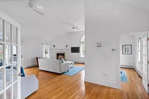 1012 Greendale Ave, Needham, MA 02492 photo 7