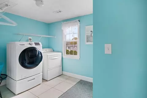 1012 Greendale Ave, Needham, MA 02492 photo 24