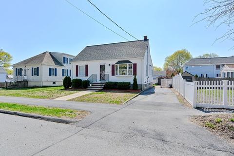 3 Arthur St, Danvers, MA 01923 photo 1