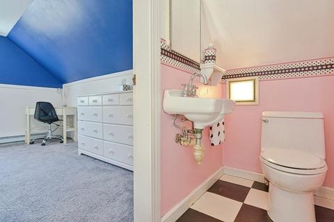 3 Arthur St, Danvers, MA 01923 photo 26