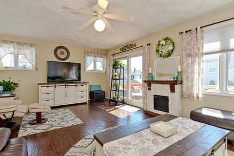 3 Arthur St, Danvers, MA 01923 photo 3